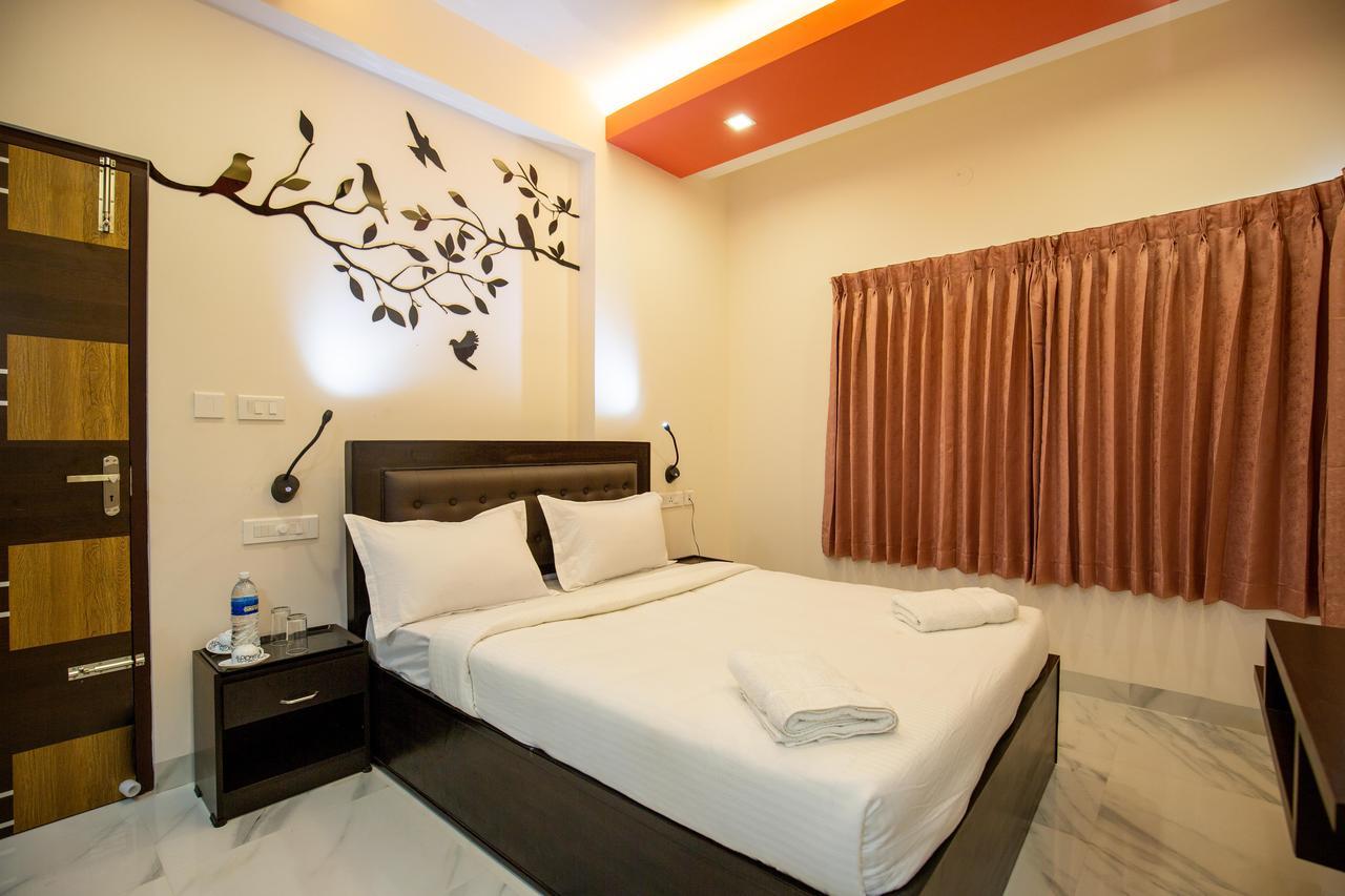 Crystal Lake Suites Coimbatore Exterior photo