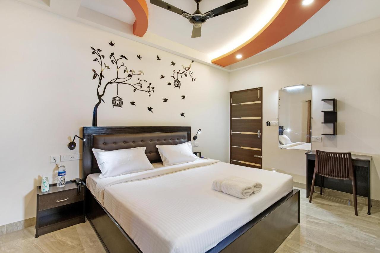 Crystal Lake Suites Coimbatore Exterior photo
